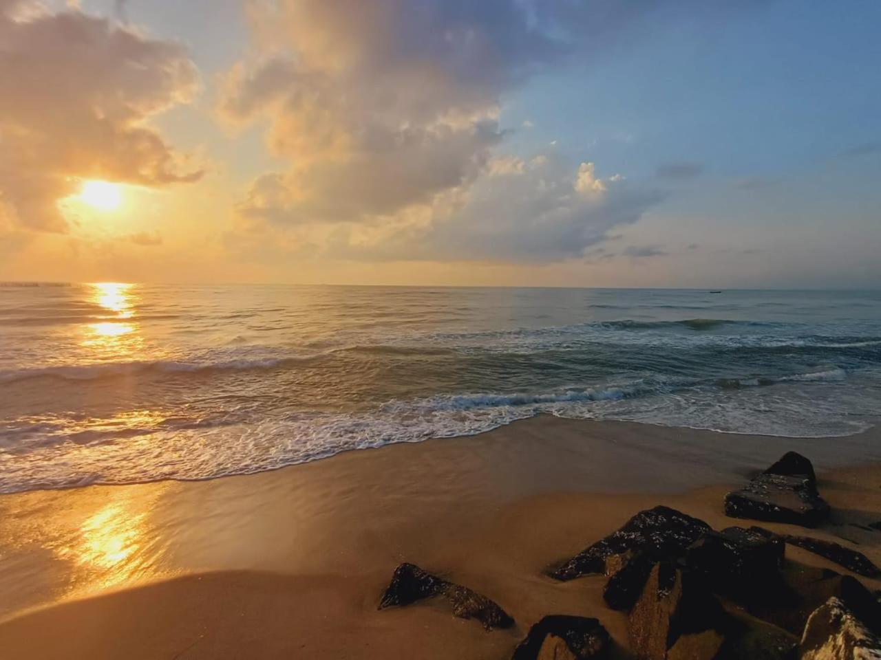 Dream Promenade Beach View Pondicherry Dış mekan fotoğraf